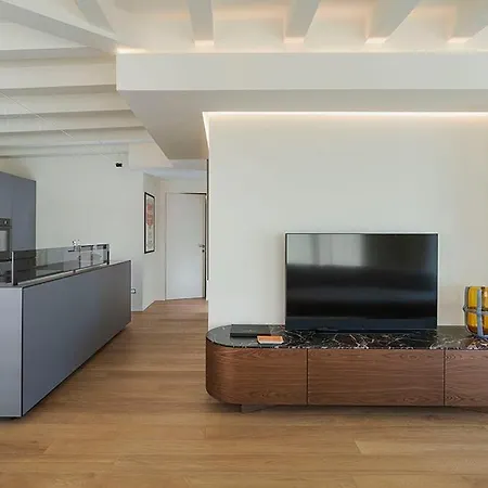 Skyline Penthouse Apartamento