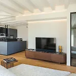 Skyline Penthouse *