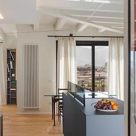 Skyline Penthouse Appartamento *